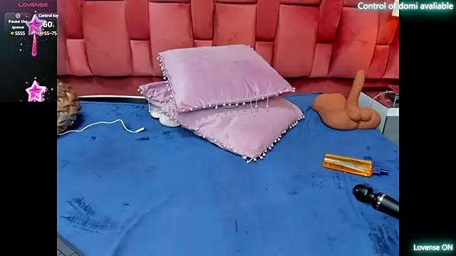 Snapshot of mariamRosse chatting on 2, 3, 2025 mariamRosse online show from 2, 3, 2025