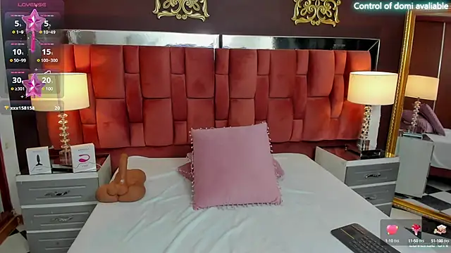 Snapshot of mariamRosse chatting on 4, 3, 2025 mariamRosse online show from 4, 3, 2025