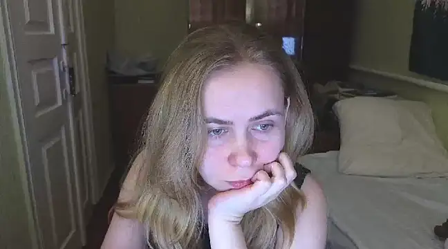 Riley Roo online show from 23, 2, 2025