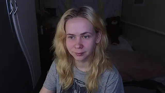 Riley Roo online show from 10, 3, 2026