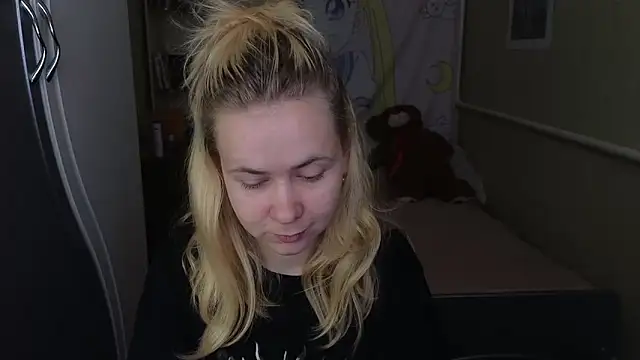 Riley Roo online show from 28, 3, 2026