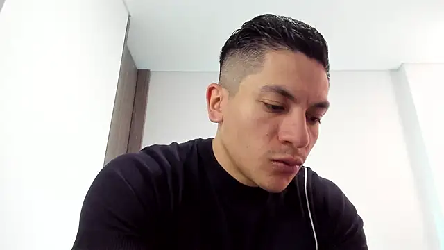Snapshot of aquiles_51 chatting on 2, 6, 2026 aquiles 51 online show from 2, 6, 2026