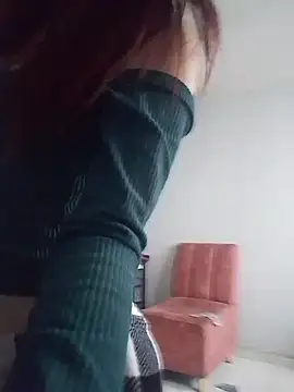 SuzzyyM online show from 13, 2, 2026