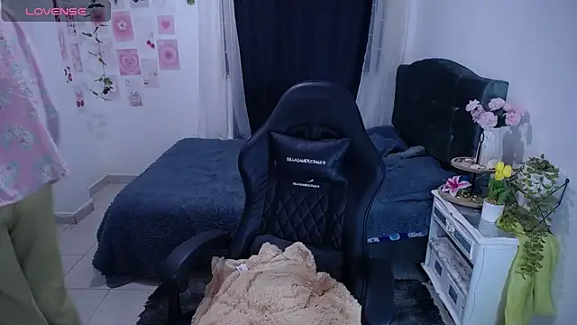 IsaBaileys  online show from 27, 4, 2026