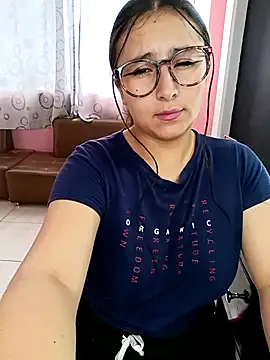 Snapshot of Cute_Penelope chatting on 10, 1, 2025 Cute Penelope online show from 10, 1, 2025