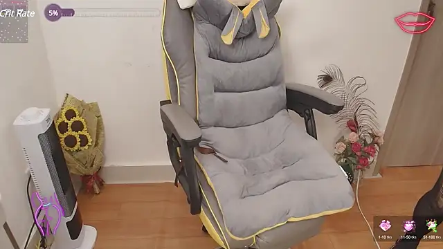  Mizuki  online show from 22, 3, 2025