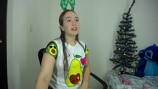 Snapshot of LauraSofia_Cam chatting on 20, 12, 2025 LauraSofia Cam online show from 20, 12, 2025