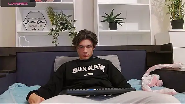 CalvinCay online show from 6, 12, 2024