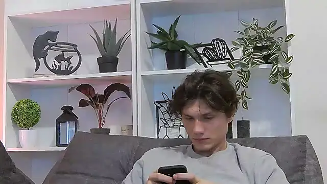 CalvinCay online show from 14, 3, 2025