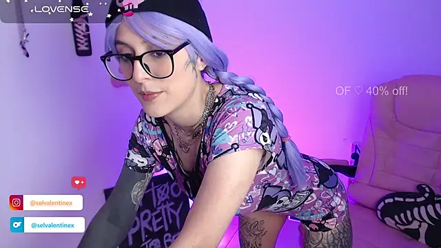 selvalentinex online show from 7, 11, 2025