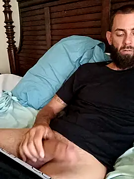 Snapshot of momentum2023 chatting on 24, 9, 2025 momentum2023 online show from 24, 9, 2025