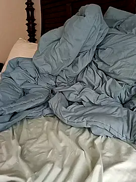 Snapshot of momentum2023 chatting on 30, 9, 2025 momentum2023 online show from 30, 9, 2025