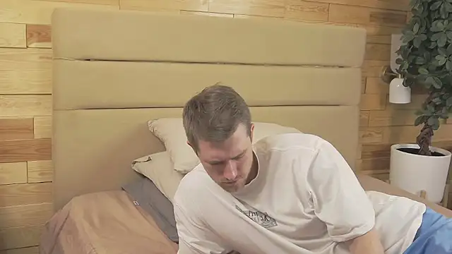 EthanPinkman online show from 8, 11, 2025