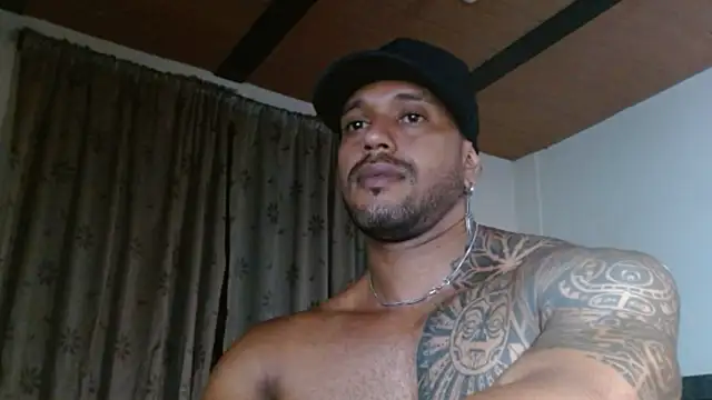 Snapshot of manolofitt chatting on 12, 5, 2026 manolofitt online show from 12, 5, 2026