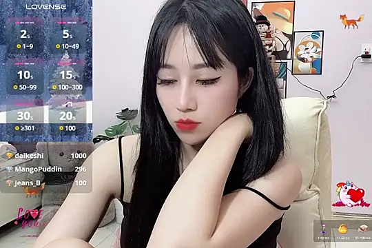 Snapshot of _LLisa_ chatting on 20, 2, 2025 LLisa online show from 20, 2, 2025