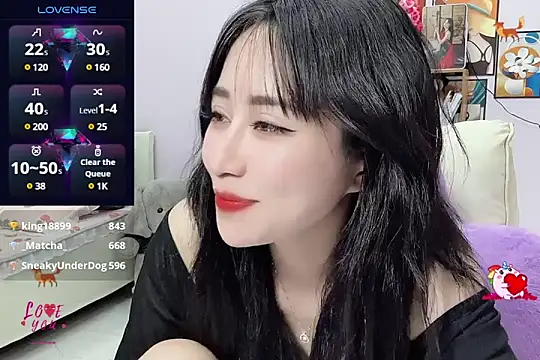 Snapshot of _LLisa_ chatting on 23, 2, 2025 LLisa online show from 23, 2, 2025