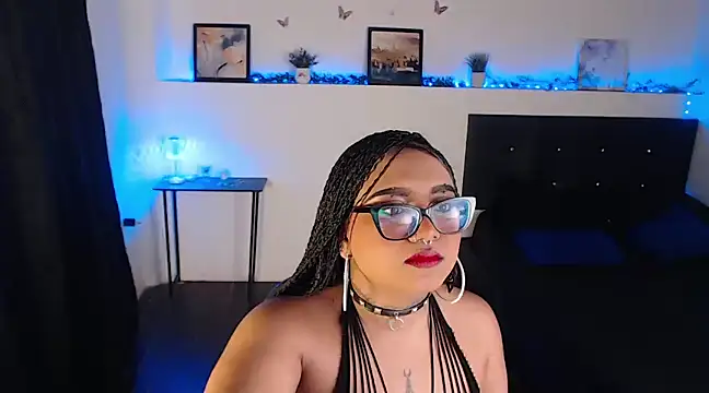 Snapshot of LiaScarlett chatting on 4, 2, 2025 LiaScarlett online show from 4, 2, 2025