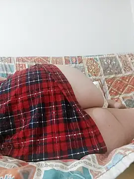 Snapshot of atesli_sari chatting on 18, 9, 2025 atesli sari online show from 18, 9, 2025