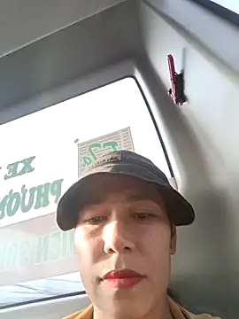 Snapshot of 2HotAsain4u chatting on 4, 2, 2026 2HotAsain4u online show from 4, 2, 2026