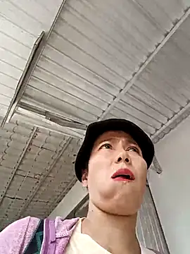 Snapshot of 2HotAsain4u chatting on 8, 2, 2026 2HotAsain4u online show from 8, 2, 2026