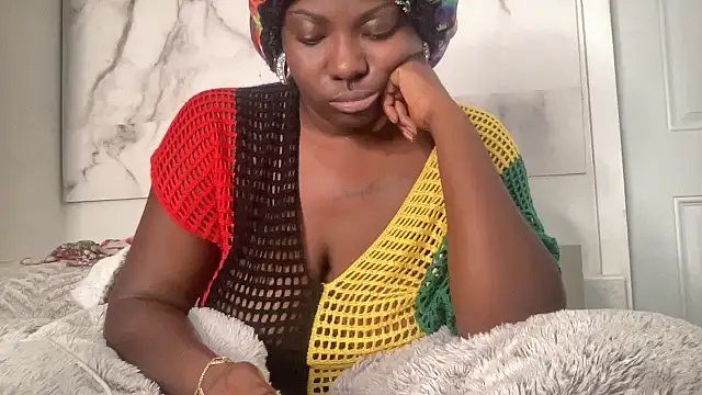 Snapshot of shaybaby808 chatting on 2, 1, 2025 shaybaby808 online show from 2, 1, 2025