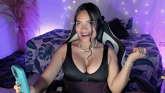 Riana Kean online show from 27, 3, 2026