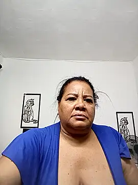 Shanttal0272 online show from 14, 1, 2026