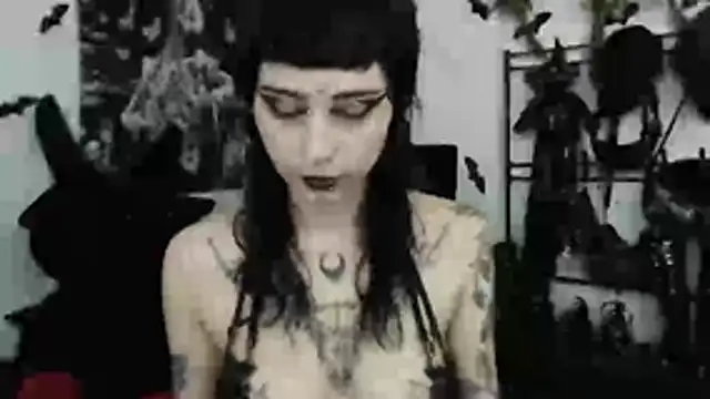 Snapshot of n0sferatus__ chatting on 11, 7, 2026 n0sferatus online show from 11, 7, 2026