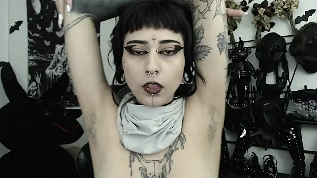 Snapshot of n0sferatus__ chatting on 22, 7, 2026 n0sferatus online show from 22, 7, 2026
