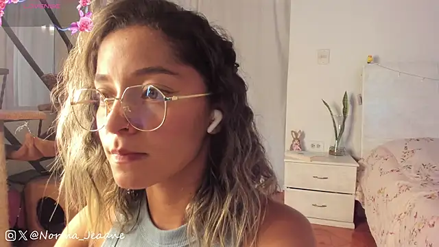 Norma-Jeaane online show from 16, 1, 2025