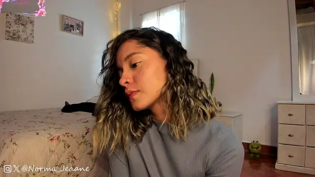 Norma-Jeaane online show from 17, 1, 2025