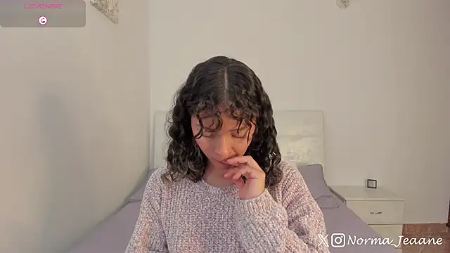 Norma-Jeaane online show from 24, 11, 2025