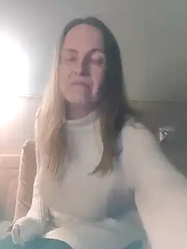 Evelina cute online show from 24, 12, 2024