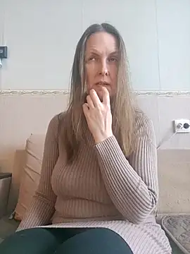 Evelina cute online show from 13, 3, 2025