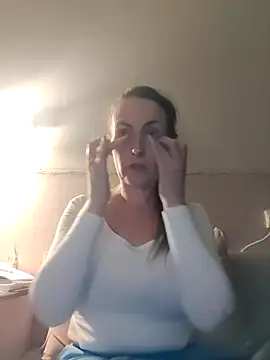 Evelina cute online show from 22, 9, 2025