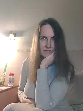 Evelina cute online show from 9, 3, 2026