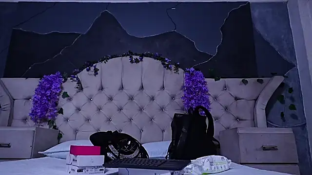 Snapshot of AmberGreyy_ chatting on 14, 7, 2026 AmberGreyy online show from 14, 7, 2026