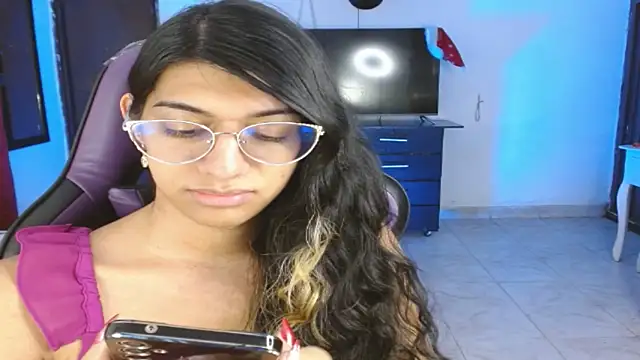 engielphoenis14 online show from 15, 12, 2025