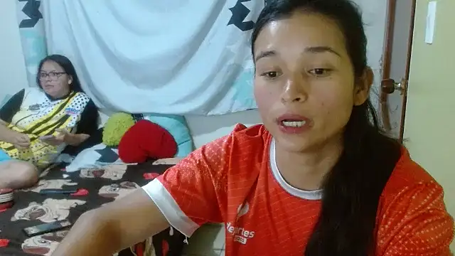 Snapshot of clayre_and_jill chatting on 13, 1, 2026 clayre and jill online show from 13, 1, 2026