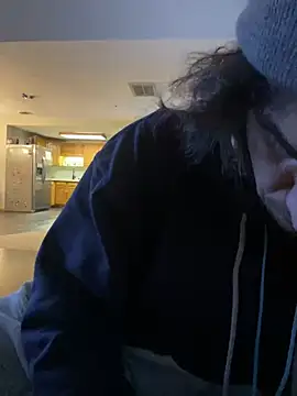 Lilsmokeshow017 online show from 15, 12, 2024