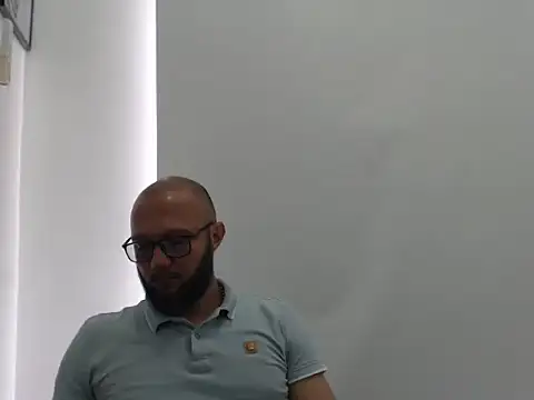 Snapshot of Bastian_Gold chatting on 8, 4, 2026 Bastian Gold online show from 8, 4, 2026