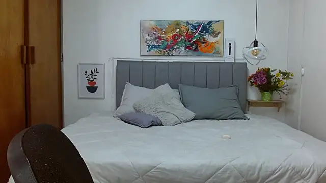 karlamorris  online show from 18, 12, 2025