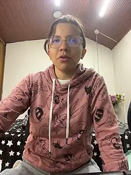 karlamorris  online show from 14, 4, 2026