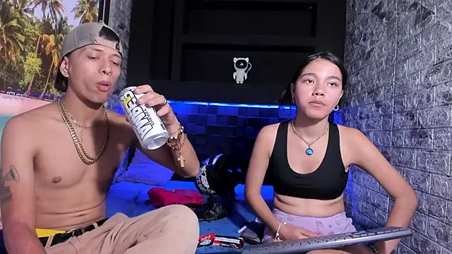 Ashley James online show from 8, 11, 2025