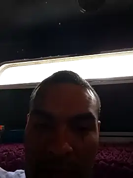 Snapshot of Houstonslong1 chatting on 4, 12, 2024 Houstonslong1 online show from 4, 12, 2024