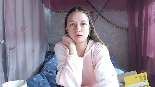 leila bambi  online show from 14, 1, 2026