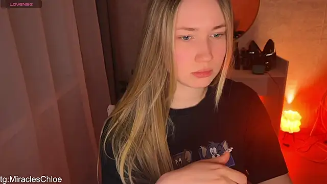 ChloeMillerMeow online show from 15, 4, 2026