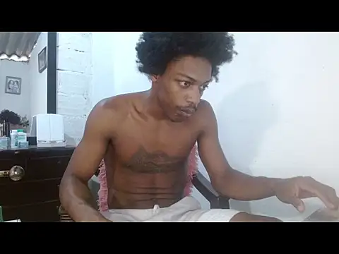 Larry-n-clouds online show from 17, 5, 2026