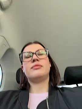 Snapshot of RinaCat chatting on 4, 5, 2026 RinaCat online show from 4, 5, 2026