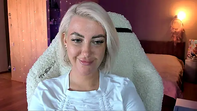 tykioty Miley online show from 8, 2, 2025